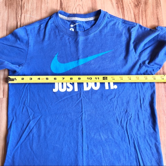NIKE JUST DO IT Swoosh Tee Shirt Blue Large Boy’s - Picture 7 of 15